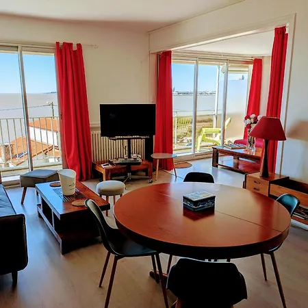 Vue 180 Degres Baie De Royan アパート サン・ジョルジュ・ド・ディドンヌ